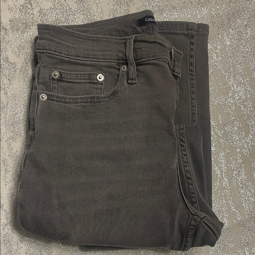 Calvin Klein Women’s Dark Gray Slim Jeans